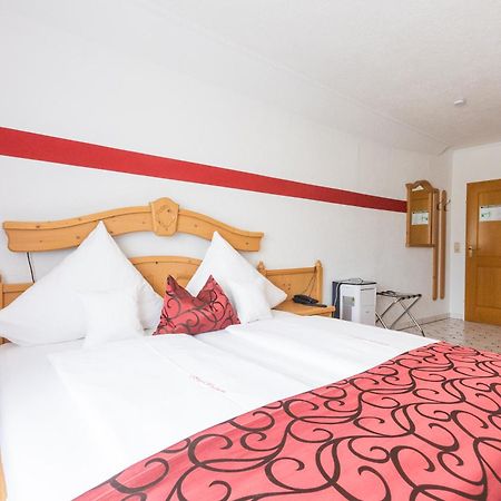 Hotel Weinhaus Wiedemann Ginsheim-Gustavsburg Room photo