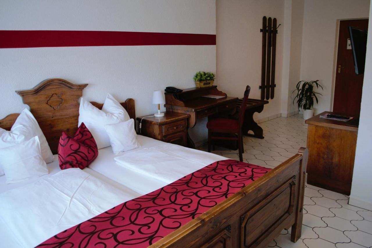 Hotel Weinhaus Wiedemann Ginsheim-Gustavsburg Room photo